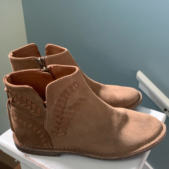 Frye Womens Sierra Whipstitch Suede Tan Boho Crepe Festival Bootie Size 8.5M - Picture 3 of 7